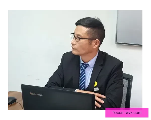 围绕布拉德福德俱乐部发展历程与文化影响的综合研究标题深度解析与未来展望